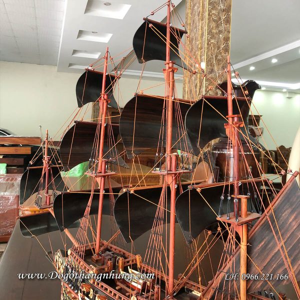 Thuyền buồm doanh nhân phong thủy gỗ mun là món quà tặng giá trị ý nghĩa tặng đối tác kinh doanh người thân nhân dịp lễ đặc biệt.