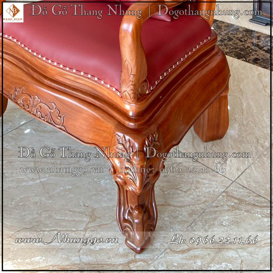 Ghế làm việc lãnh đạo bọc da đỏ gỗ tự nhiên được thiết kế theo phong cách tân cổ điển châu âu, kiểu dáng đơn giản mà sang trọng 