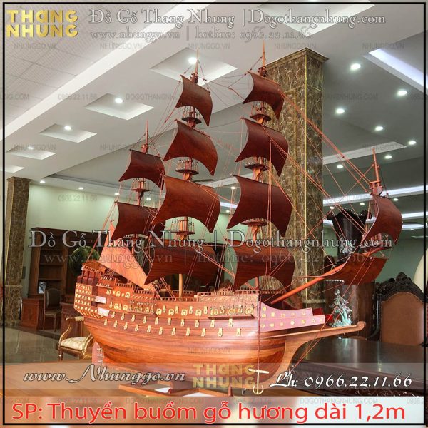Mô hình thuyền buồm gỗ hương dài 120cm đẳng cấp được làm bằng chất liệu gỗ hương ta thuộc nhóm I quý hiếm