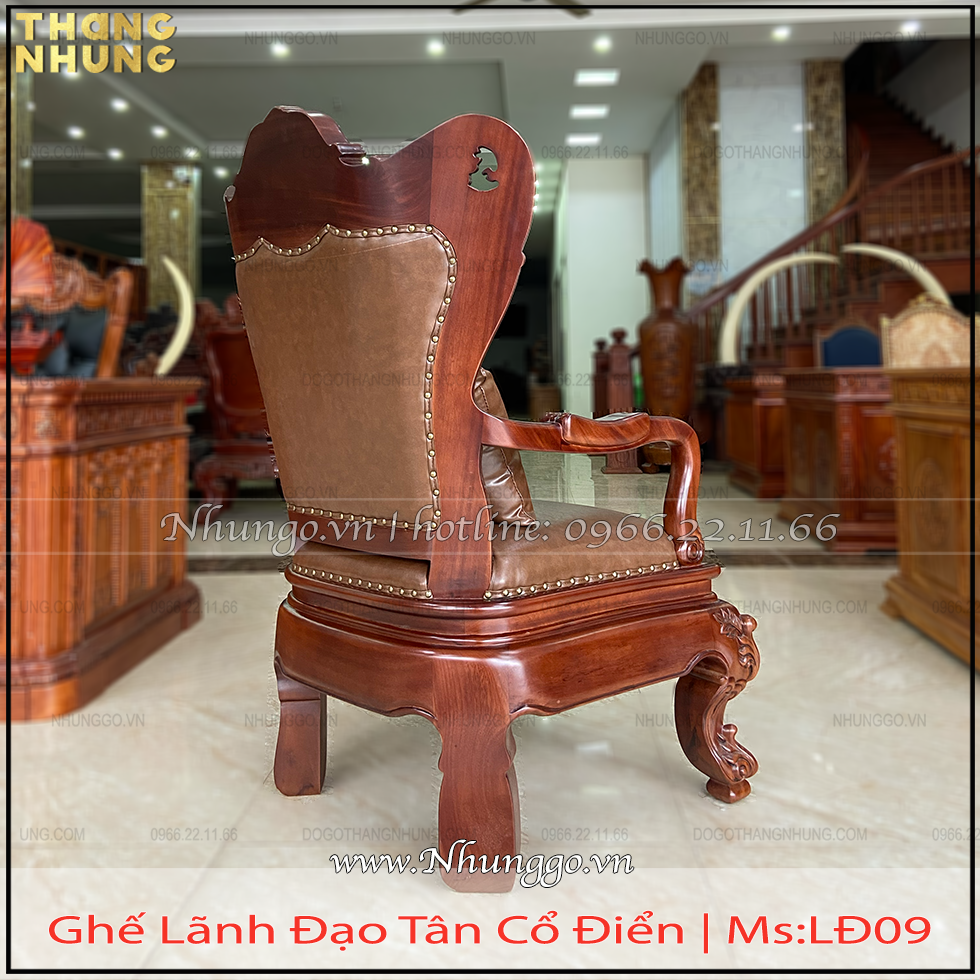 Báo giá ghế chủ tịch gỗ gõ đỏ bọc da nâu được xưởng sản xuất từ A đến Z, với quy mô lớn và hệ thống máy móc hiện đại