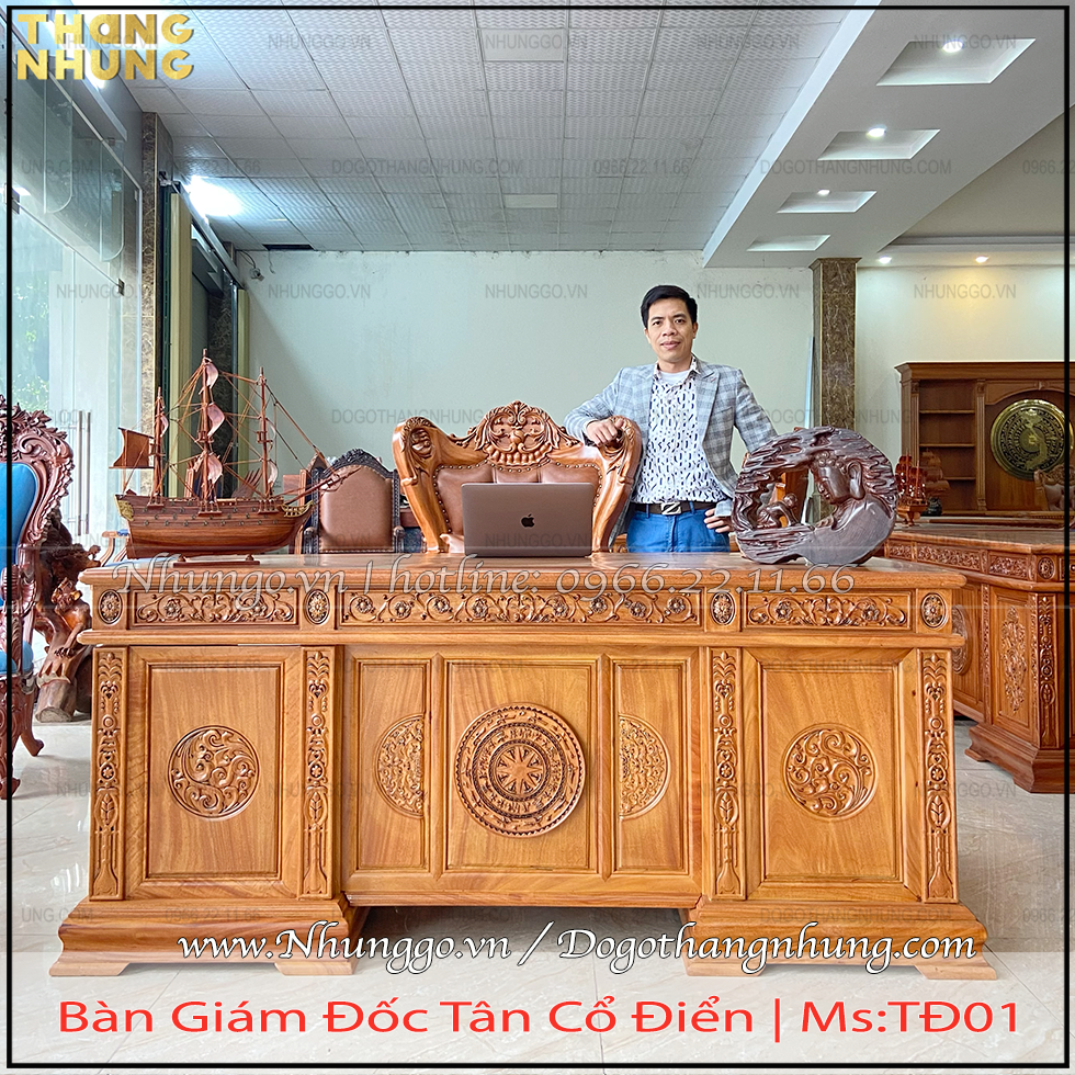 Bàn lãnh đạo mẫu trống đồng gỗ tự nhiên kích thước 175cm được đục chính giữa hình trống đồng mang đậm văn hoá người Việt Nam