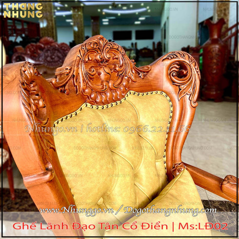Ghế chủ tịch mẫu hiện đại gỗ gõ đỏ tại Bắc Ninh có khung là gỗ, phận ngồi và tựa lưng được bọc đệm và da cao cấp vô cùng êm ái và thoải mái 