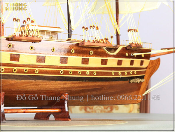 thuyền gỗ tràm buồm vải phong thủy tặng sếp quà tặng ý nghĩa