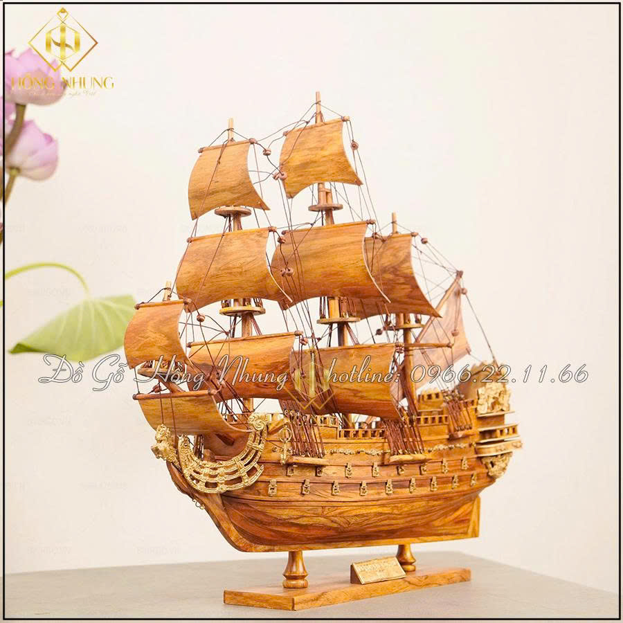 Mô hình thuyền buồm gỗ sưa dài 40cm